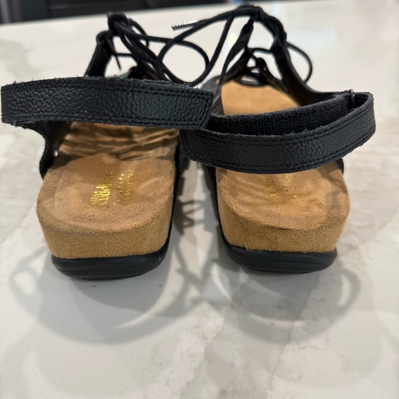 Cobbie Cuddlers Lace Up Leather Sandals Women’s 9 Black Comfort Insole Casual - Picture 5 of 10